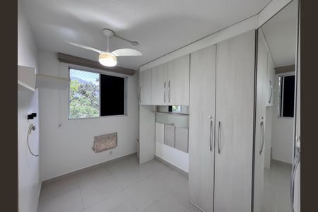 Apartamento à venda com 2 quartos, 45m² em Vargem Grande, Rio de Janeiro
