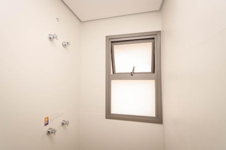 Apartamento para alugar com 63m², 1 quarto e 1 vaga Apartamento para alugar com 63m², 1 quarto e 1 vagaBanheiro da Suite