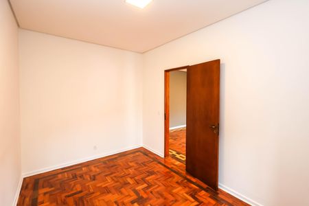 Quarto 1 de casa para alugar com 2 quartos, 80m² em Aclimação, São Paulo