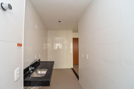 Apartamento para alugar com 45m², 2 quartos e sem vagaCozinha e Área de Serviço