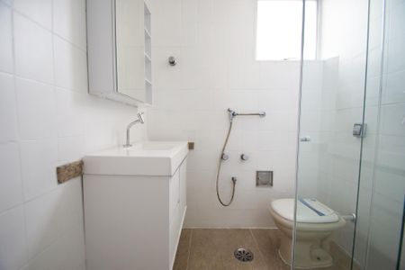 Apartamento para alugar com 110m², 3 quartos e 1 vagabanheiro corredor
