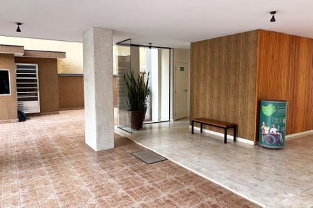 Apartamento para alugar com 110m², 3 quartos e 1 vagahall de entrada