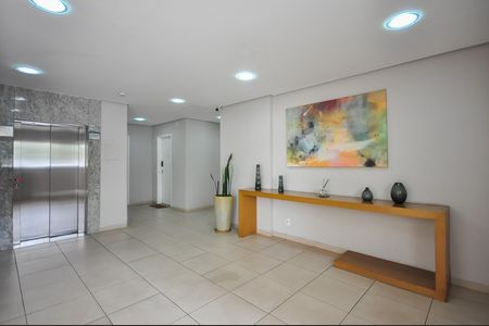 Apartamento à venda com 66m², 2 quartos e 1 vagaHall Social