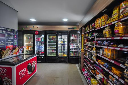 Apartamento à venda com 66m², 2 quartos e 1 vagaMercadinho