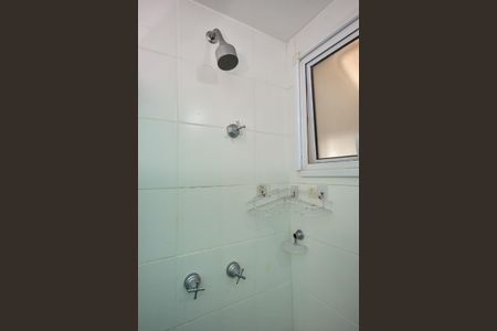 Apartamento à venda com 66m², 2 quartos e 1 vagaChuveiro do Banheiro