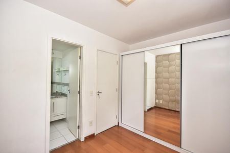 Apartamento à venda com 66m², 2 quartos e 1 vagaSuíte