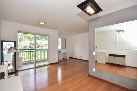 Sala de apartamento à venda com 2 quartos, 66m² em Parque Reboucas, São Paulo