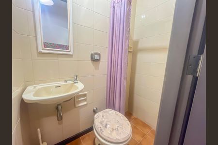 Apartamento para alugar com 110m², 2 quartos e 1 vaga Apartamento para alugar com 110m², 2 quartos e 1 vagaBanheiro de serviço