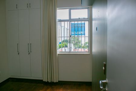 Apartamento para alugar com 110m², 2 quartos e 1 vaga Apartamento para alugar com 110m², 2 quartos e 1 vagaSuíte