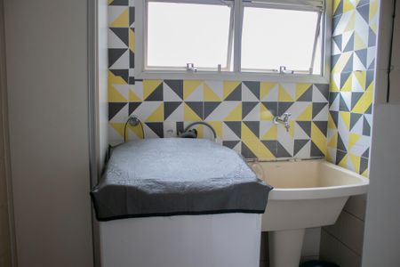 Apartamento para alugar com 110m², 2 quartos e 1 vaga Apartamento para alugar com 110m², 2 quartos e 1 vagaÁrea de Serviço