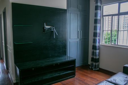 sala 2 de apartamento para alugar com 2 quartos, 110m² em Funcionários, Belo Horizonte