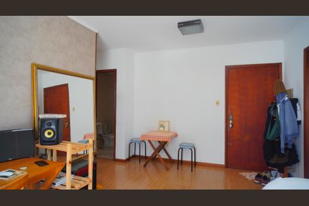 Apartamento à venda com 66m², 2 quartos e 1 vagaSala 