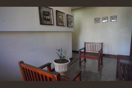 Apartamento à venda com 66m², 2 quartos e 1 vagaHall de entrada