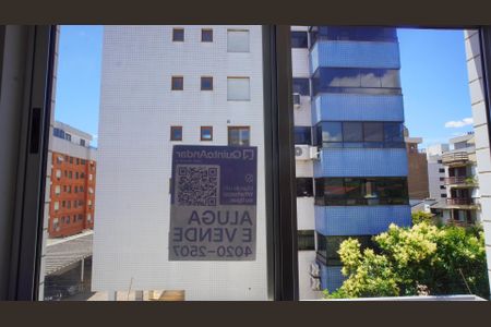 Apartamento à venda com 66m², 2 quartos e 1 vagaPlaca no imóvel 