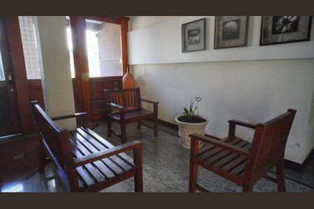 Apartamento à venda com 66m², 2 quartos e 1 vagaHall de entrada