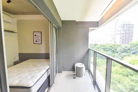 Varanda de kitnet/studio para alugar com 1 quarto, 22m² em Paraíso, São Paulo
