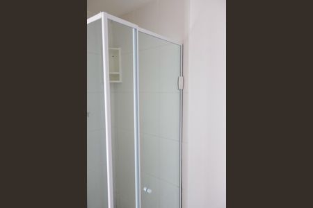 Banheiro de apartamento à venda com 1 quarto, 39m² em Padroeira, Osasco