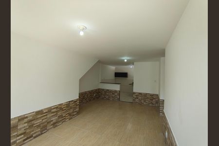 Casa para alugar com 2 quartos, 59m² em Jacarepaguá, Rio de Janeiro