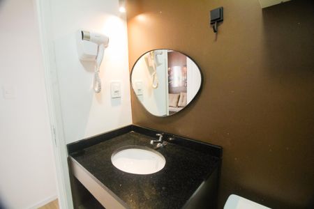 Apartamento à venda com 34m², 2 quartos e sem vagaBanheiro 