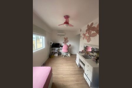 Apartamento à venda com 215m², 3 quartos e 1 vagaQuarto