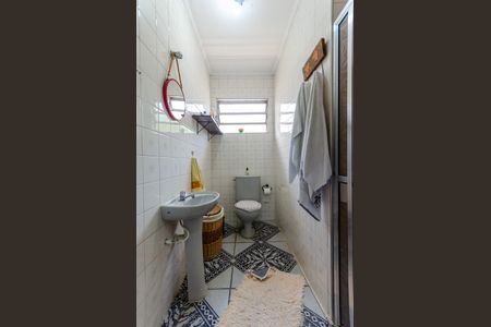 Casa para alugar com 150m², 3 quartos e 2 vagasBanheiro