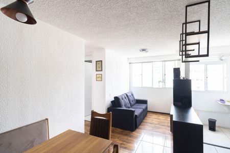 Sala de apartamento para alugar com 2 quartos, 41m² em Campo Grande, Rio de Janeiro