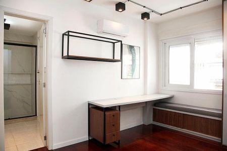 Quarto Suíte de apartamento para alugar com 1 quarto, 45m² em Floresta, Porto Alegre