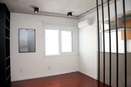 Sala de apartamento para alugar com 1 quarto, 45m² em Floresta, Porto Alegre
