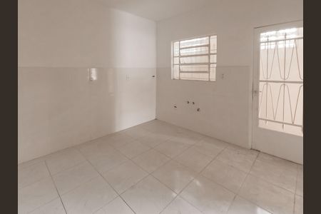 Casa à venda com 195m², 2 quartos e 2 vagas