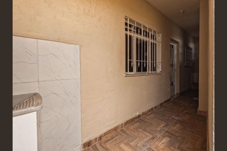 Casa à venda com 195m², 2 quartos e 2 vagas