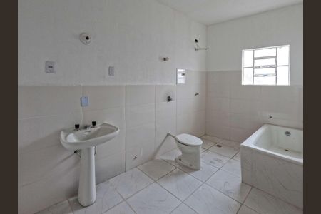 Casa à venda com 195m², 2 quartos e 2 vagas