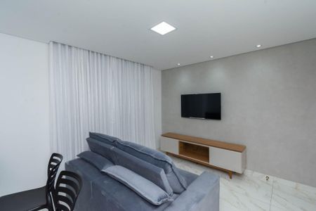 Sala de apartamento à venda com 2 quartos, 55m² em Novo Eldorado, Contagem