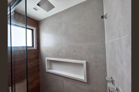 Casa de condomínio à venda com 350m², 4 quartos e 1 vaga Casa de condomínio à venda com 350m², 4 quartos e 1 vagaSuíte 2 - Banheiro