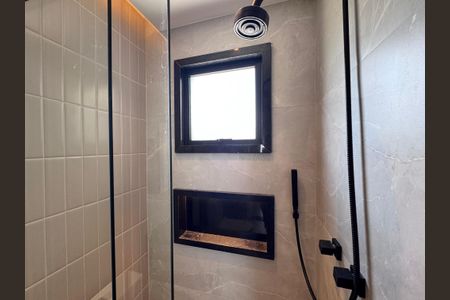 Casa de condomínio à venda com 350m², 4 quartos e 1 vaga Casa de condomínio à venda com 350m², 4 quartos e 1 vagaBanheiro