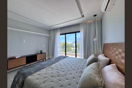 Casa de condomínio à venda com 350m², 4 quartos e 1 vaga Casa de condomínio à venda com 350m², 4 quartos e 1 vagaQuarto