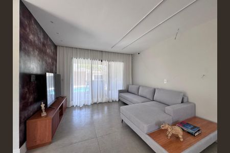 Sala de casa à venda com 4 quartos, 350m² em Recreio dos Bandeirantes, Rio de Janeiro