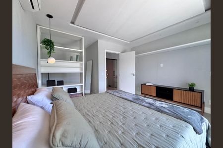 Casa de condomínio à venda com 350m², 4 quartos e 1 vaga Casa de condomínio à venda com 350m², 4 quartos e 1 vagaQuarto