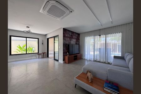 Casa de condomínio à venda com 350m², 4 quartos e 1 vaga Casa de condomínio à venda com 350m², 4 quartos e 1 vagaSala