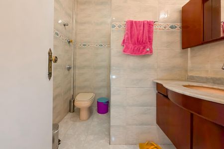 Apartamento para alugar com 86m², 2 quartos e sem vagaBanheiro Corredor