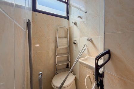 Apartamento para alugar com 86m², 2 quartos e sem vagaBanheiro de serviço