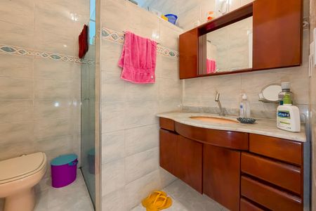 Apartamento para alugar com 86m², 2 quartos e sem vagaBanheiro Corredor