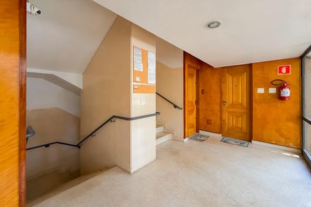 Apartamento para alugar com 86m², 2 quartos e sem vagaEntrada