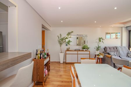 Sala de apartamento para alugar com 2 quartos, 75m² em Jardim Itu, Porto Alegre