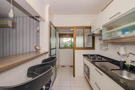 Apartamento para alugar com 75m², 2 quartos e 2 vagas Apartamento para alugar com 75m², 2 quartos e 2 vagasCozinha e Área de Serviço