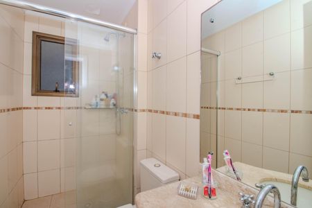 Apartamento para alugar com 75m², 2 quartos e 2 vagas Apartamento para alugar com 75m², 2 quartos e 2 vagasBanheiro da Suíte