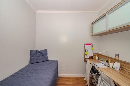 Quarto  de apartamento para alugar com 2 quartos, 75m² em Jardim Itu, Porto Alegre