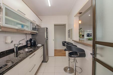 Apartamento para alugar com 75m², 2 quartos e 2 vagas Apartamento para alugar com 75m², 2 quartos e 2 vagasCozinha e Área de Serviço