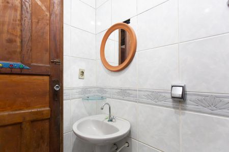 Casa à venda com 208m², 5 quartos e 1 vagaBanheiro 1 