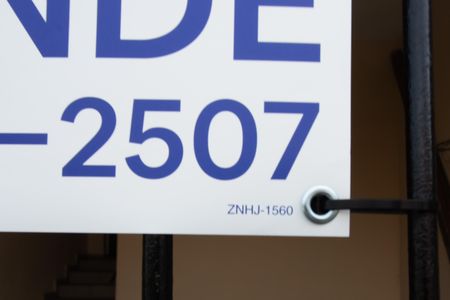 Casa à venda com 208m², 5 quartos e 1 vagaZNHJ-1560