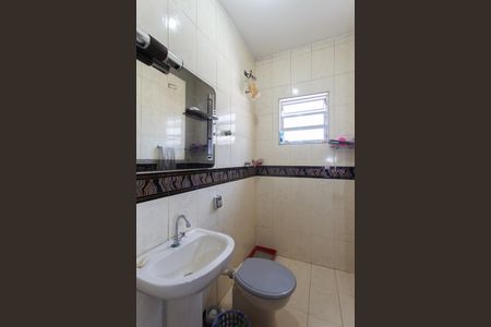 Casa à venda com 208m², 5 quartos e 1 vagaBanheiro 3